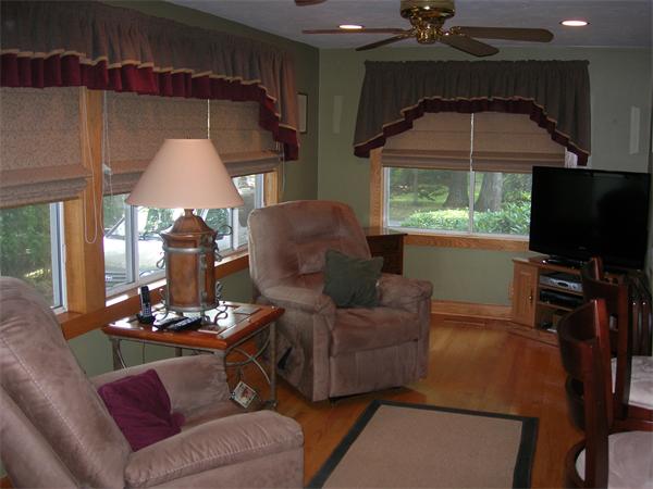 8 Gannett Road Natick, MA 01760 - Photo 6 of 19 Gallery Image 6