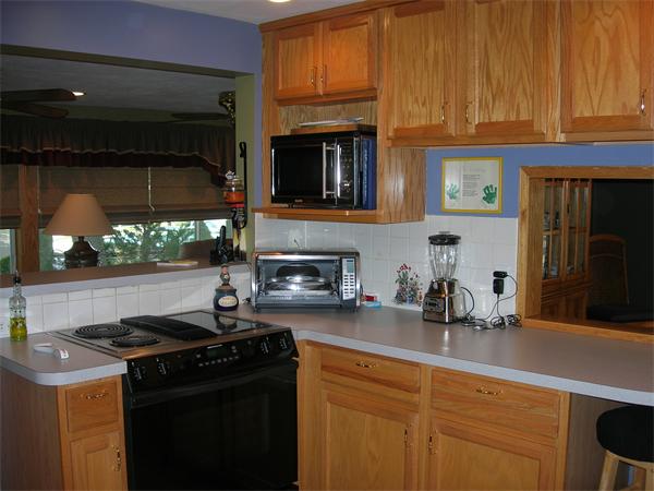 8 Gannett Road Natick, MA 01760 - Photo 9 of 19 Gallery Image 9