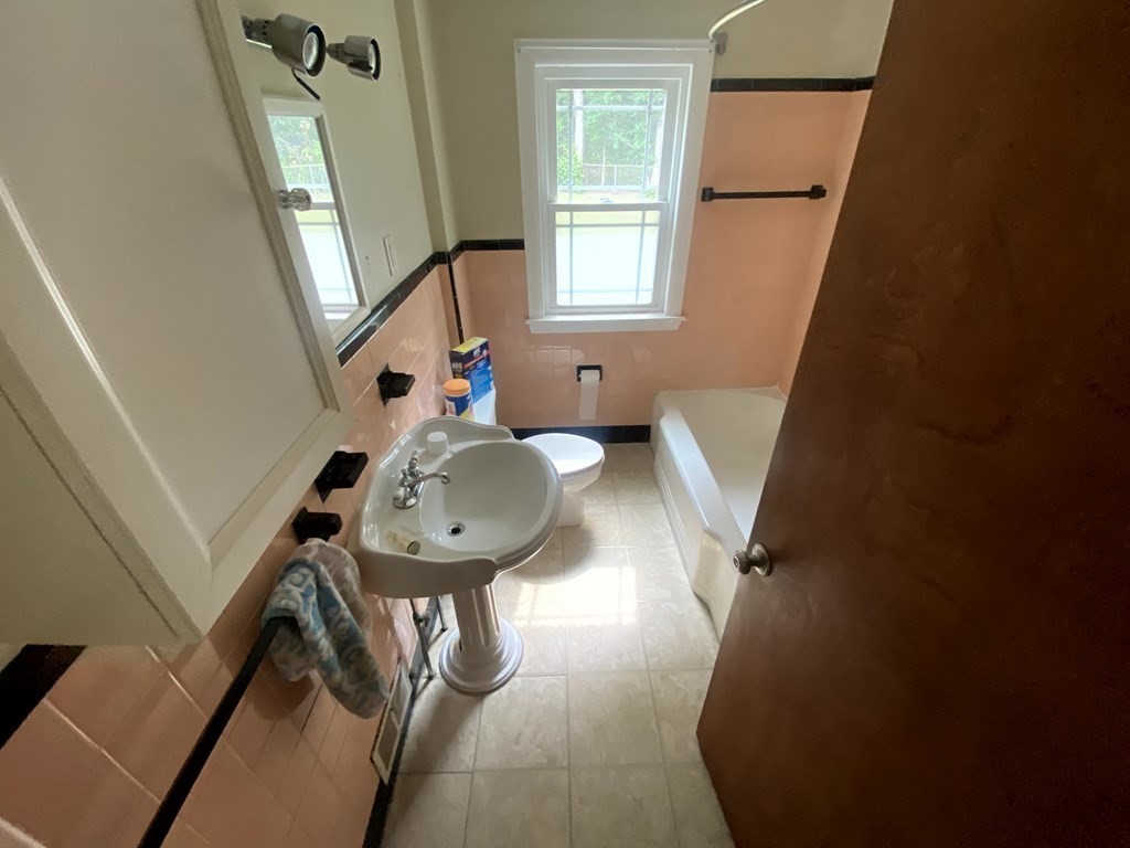 26 Nutter Road North Reading, MA 01864 - Photo 14 of 30 Gallery Image 14