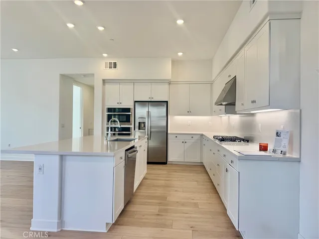 $5,100 | 499 Mulligan, Irvine, CA 92618