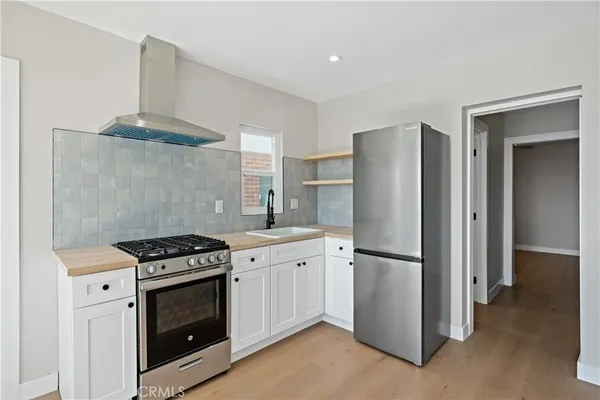 $3,195 | 5339 East Ocean Boulevard, Unit E, Long Beach, CA 90803