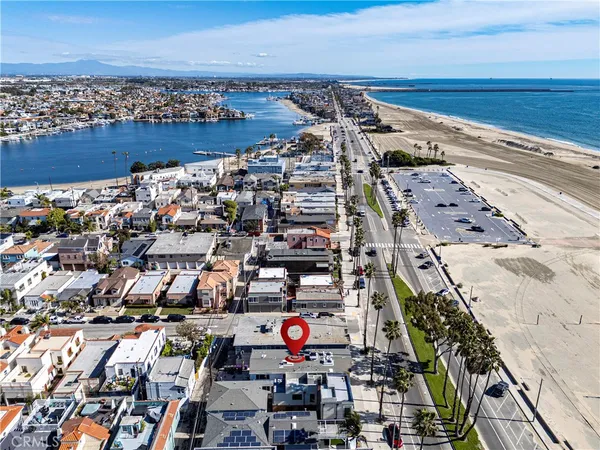 $3,195 | 5339 East Ocean Boulevard, Unit E, Long Beach, CA 90803