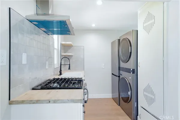 $3,195 | 5339 East Ocean Boulevard, Unit E, Long Beach, CA 90803