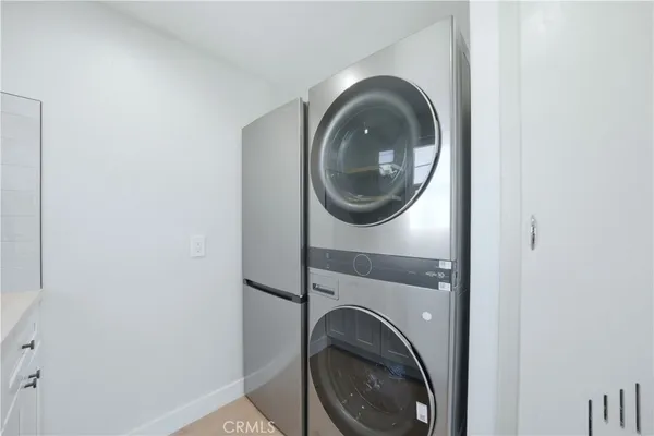 $3,195 | 5339 East Ocean Boulevard, Unit E, Long Beach, CA 90803