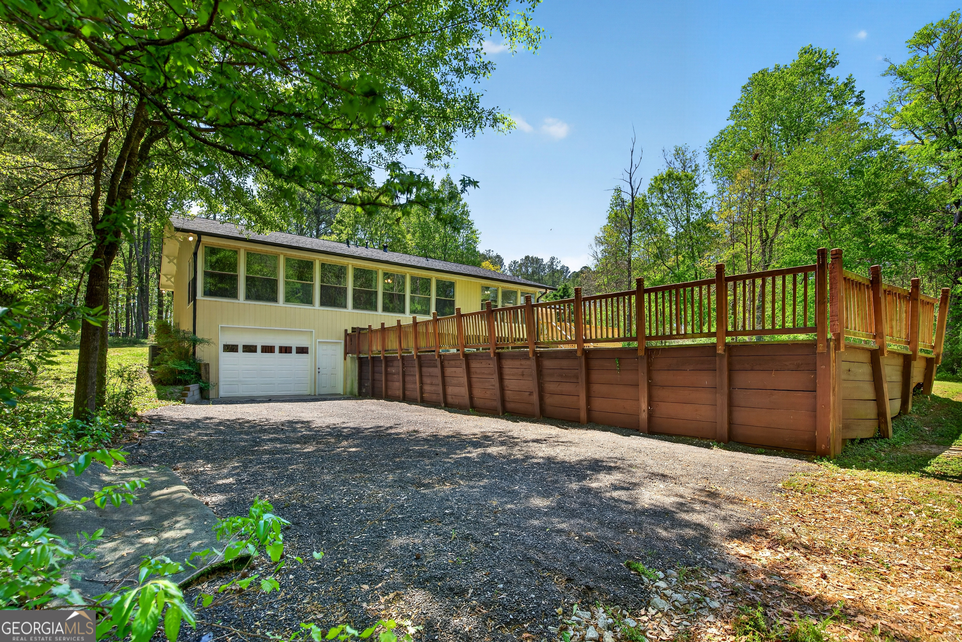 208 Thompson Road Tyrone, GA 30290 - Photo 12 of 62