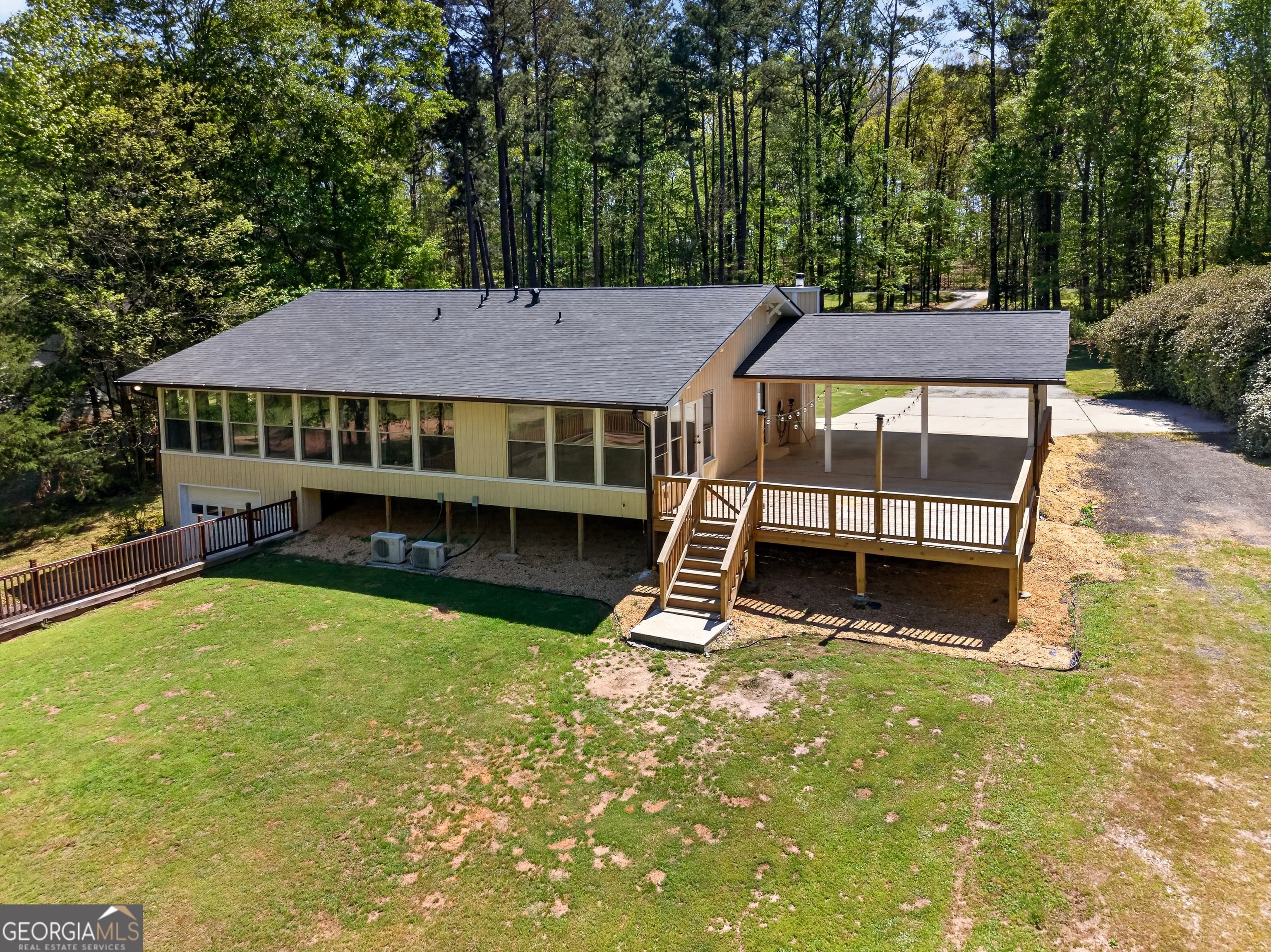 208 Thompson Road Tyrone, GA 30290 - Photo 26 of 62