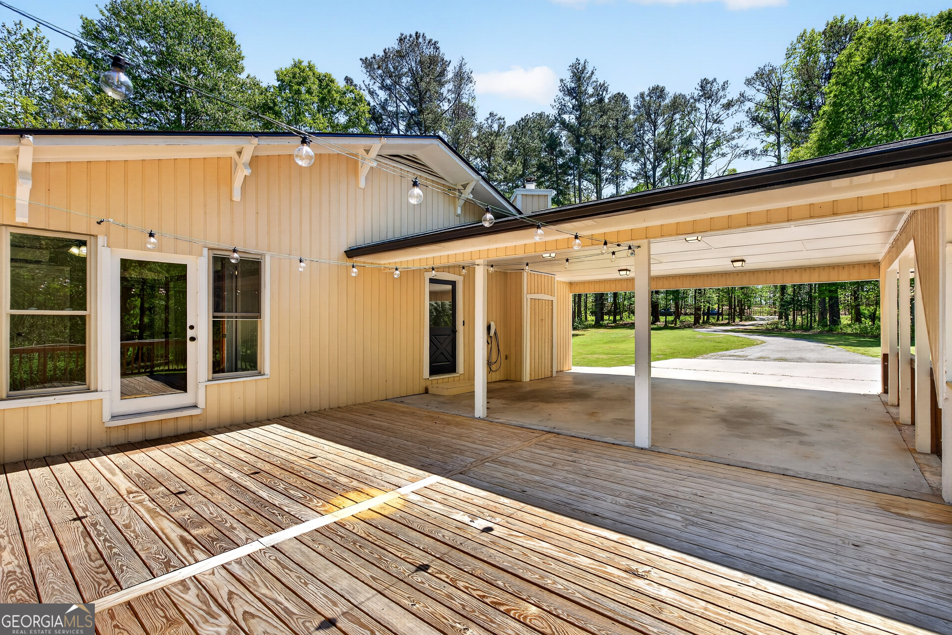 208 Thompson Road Tyrone, GA 30290 - Photo 6 of 62