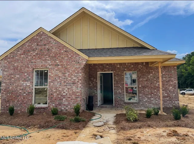 $299,999 | 409 Hyde Park Cove, Brandon, MS 39042