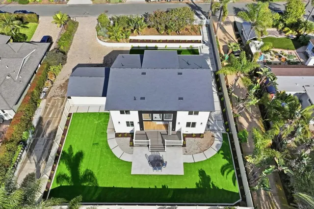 $2,699,000 | 2779 Wilson Street, Carlsbad, CA 92008