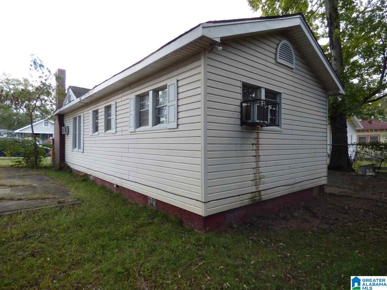 404 Fulton Avenue Southwest Birmingham, AL 35211 - Photo 7 of 10