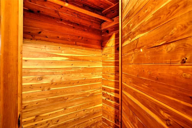 $3,400 | 66 Tyndall Avenue, Providence, RI 02908