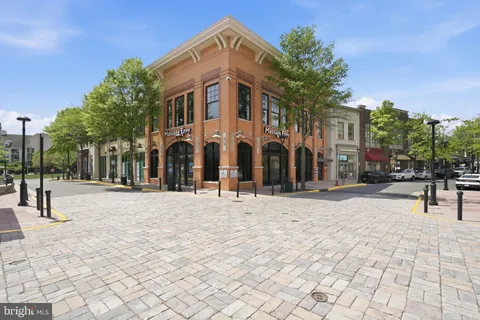 $295,000 | 12929 Centre Park Circle, Unit 115, Herndon, VA 20171