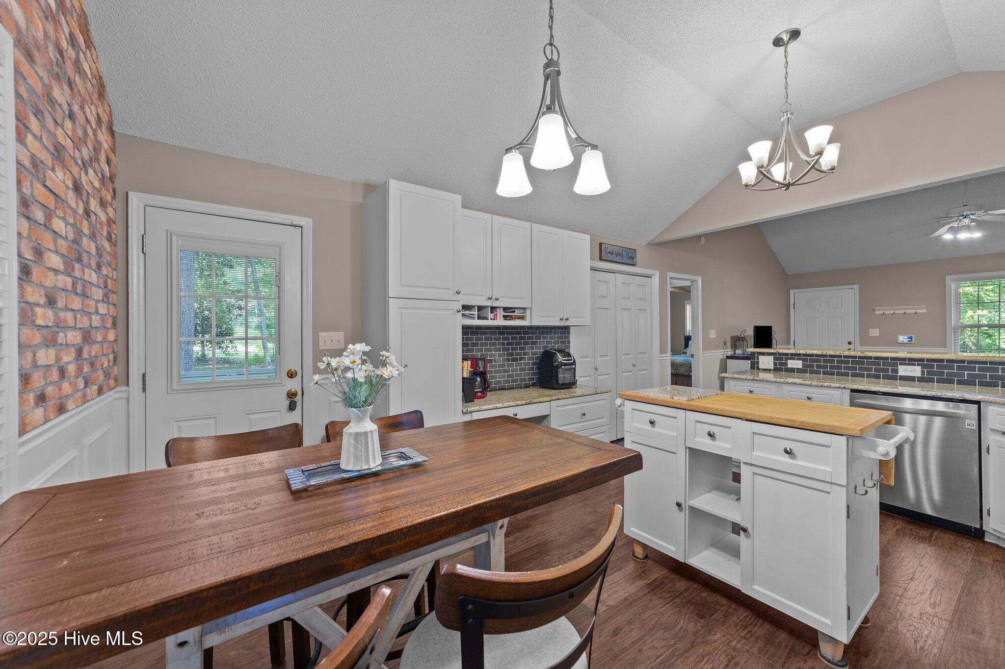 300 Plantation Road Clayton, NC 27520 - Photo 12 of 39 36-web-or-mls-VB4A3786