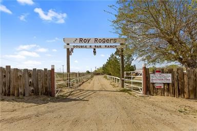 14433 Roy Rogers Ranch Road Oro Grande, CA 92368 - Photo 48 of 64 a view of outdoor space with seating area