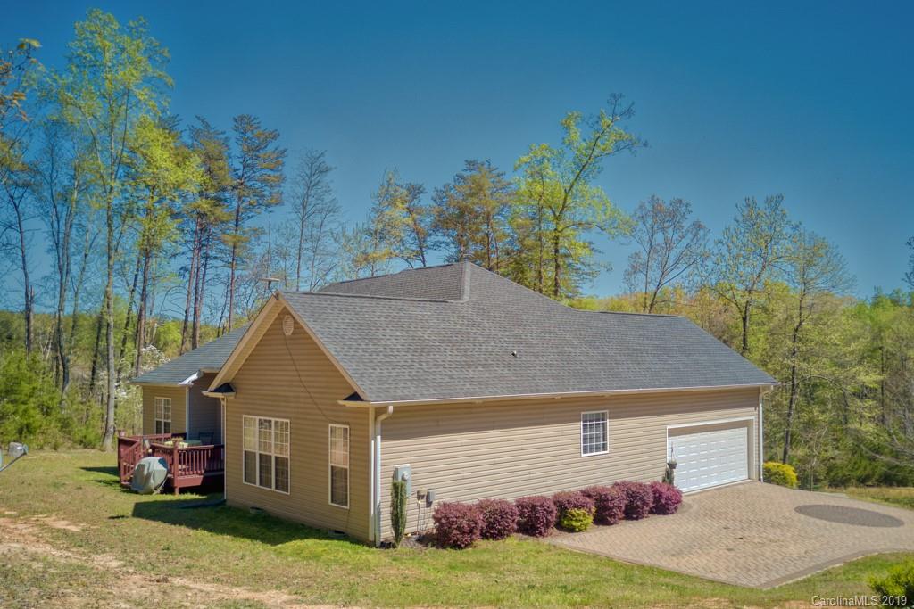 62 Renard Road Tryon, NC 28782 - Photo 4 of 27