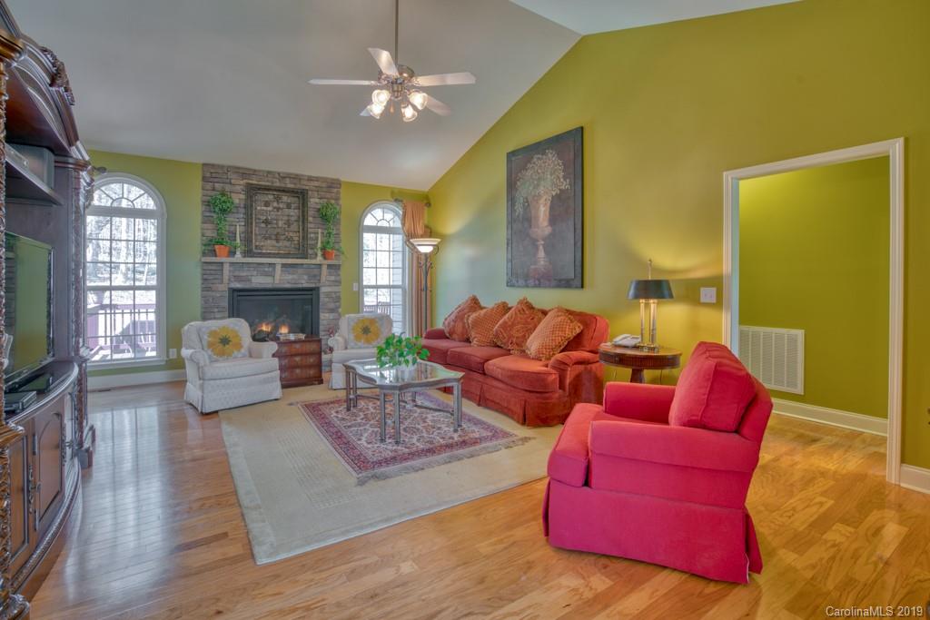 62 Renard Road Tryon, NC 28782 - Photo 6 of 27
