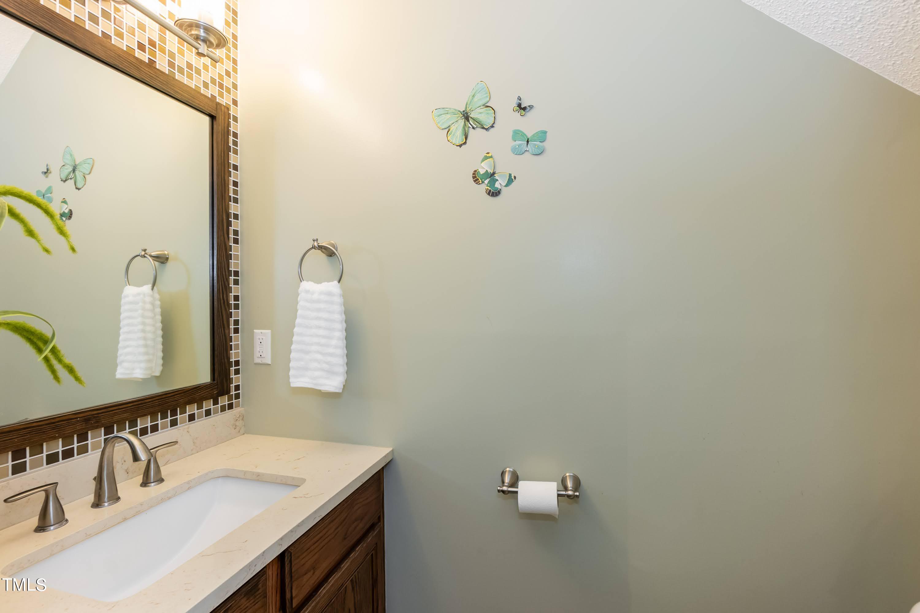 1068 Alderman Circle Raleigh, NC 27603 - Photo 6 of 17 Bathroom 01