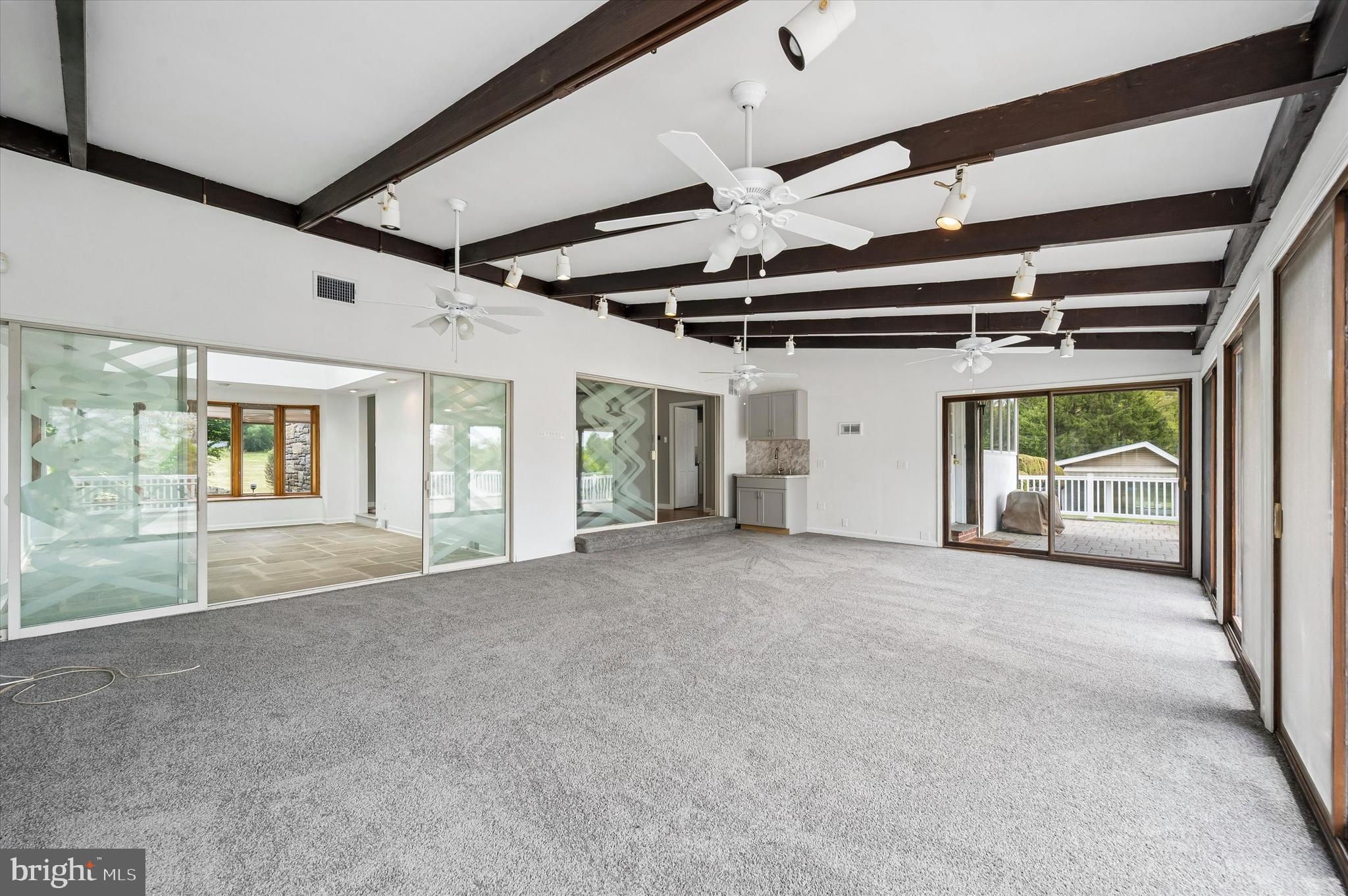 975 Palmers Mill Road Media, PA 19063 - Photo 6 of 25 Great room - entertaining room