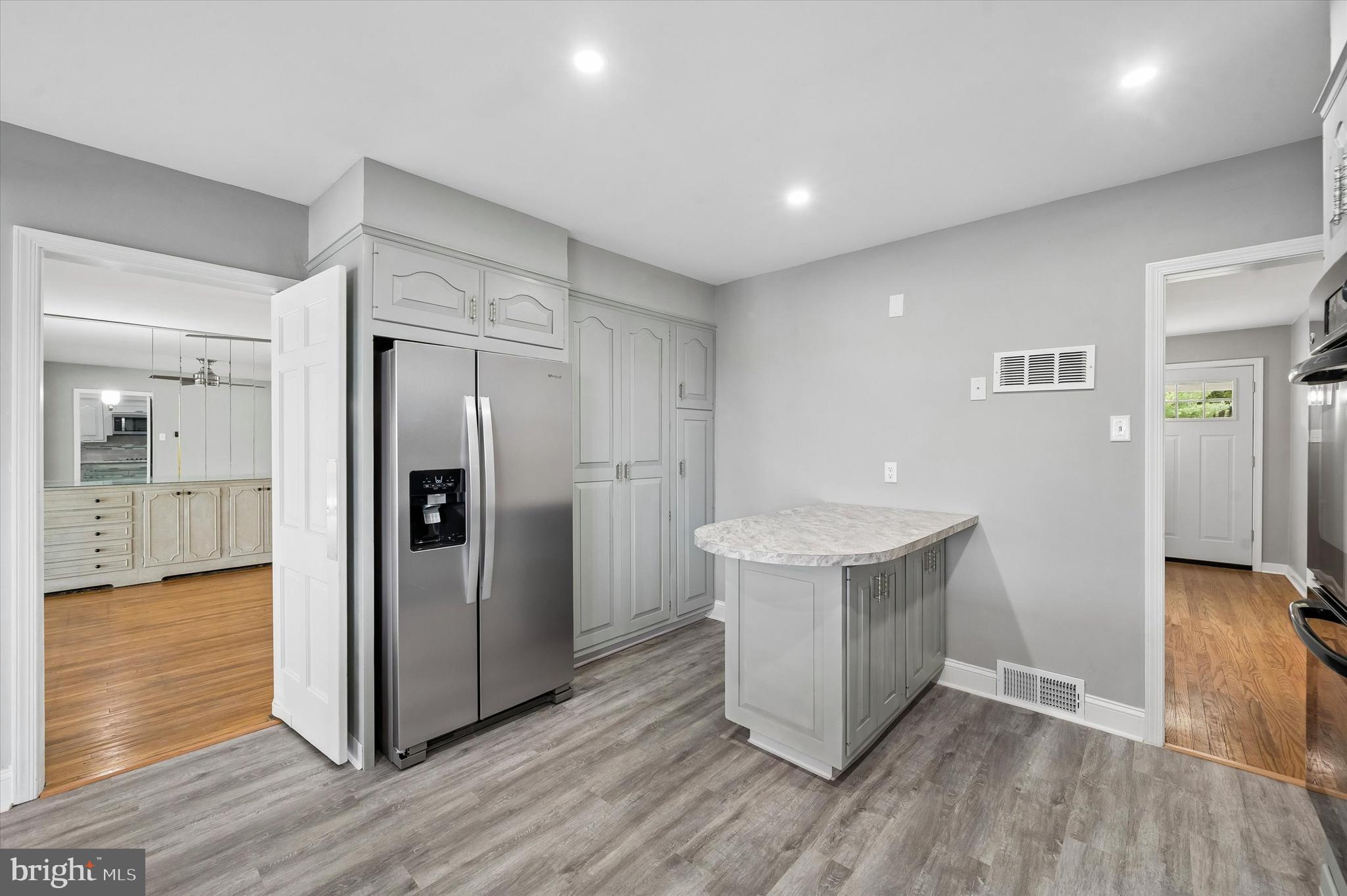 975 Palmers Mill Road Media, PA 19063 - Photo 9 of 25 Kitchen