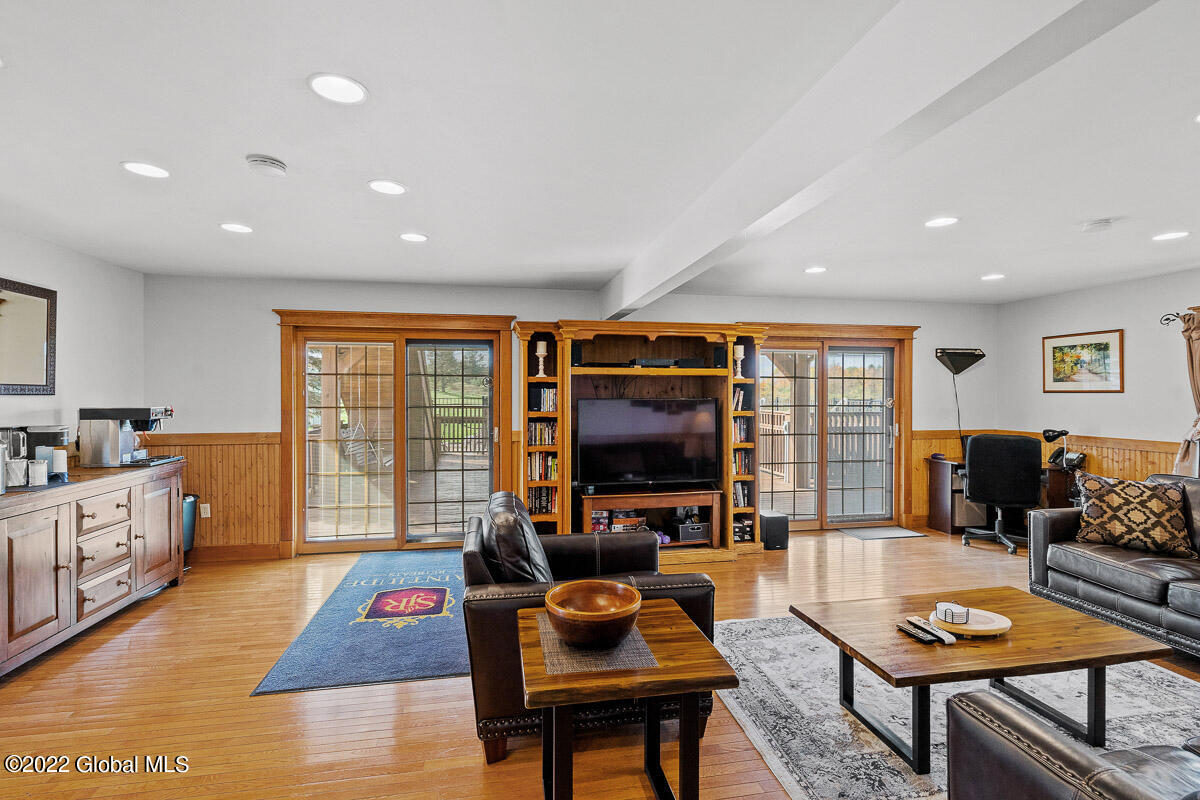 512 Belldons Road Amsterdam, NY 12010 - Photo 59 of 97 512 Belldons Road Amsterdam NY 032 MLS