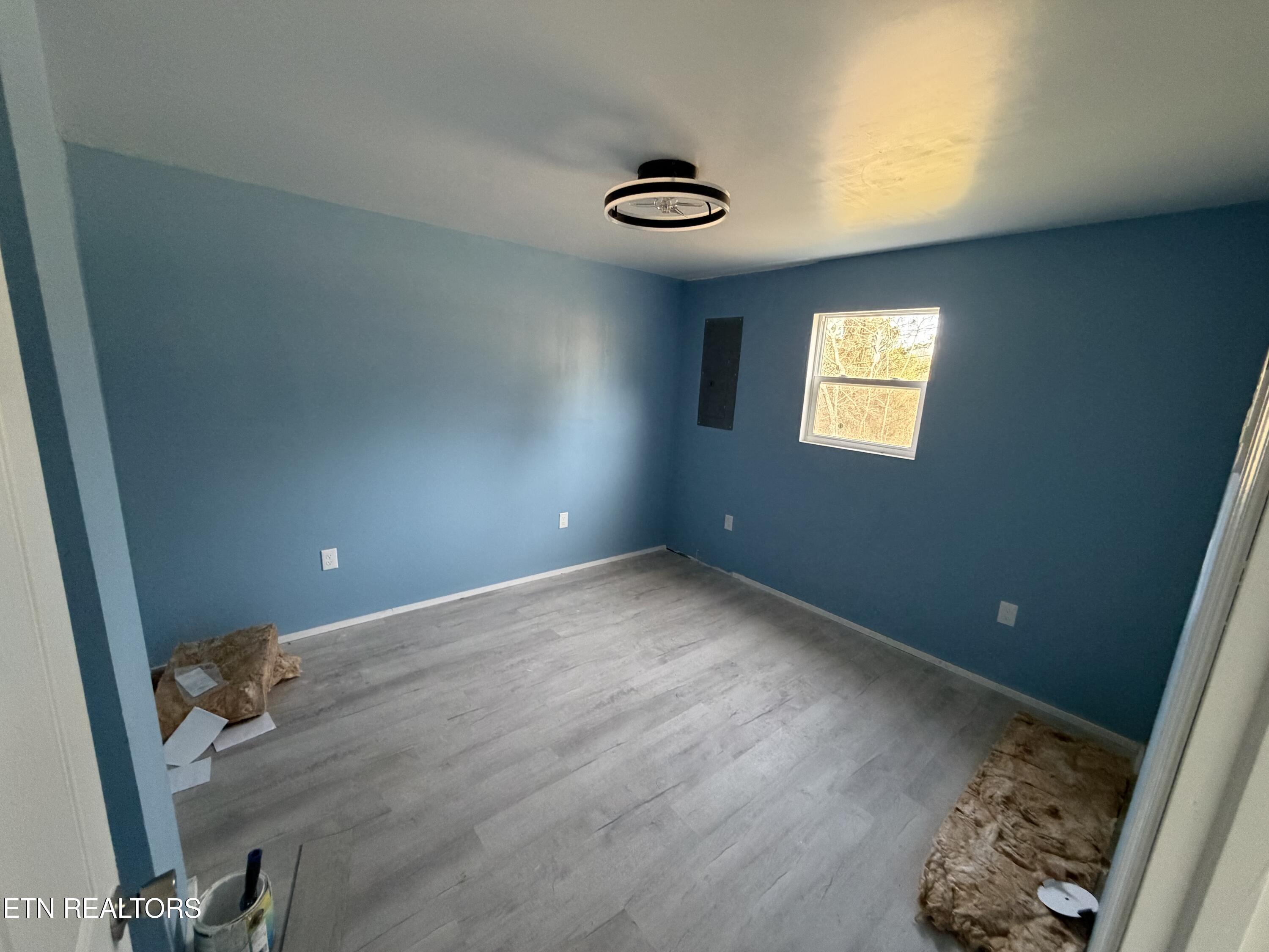 602 Hassler Mill Road Harriman, TN 37748 - Photo 3 of 11 IMG_1202