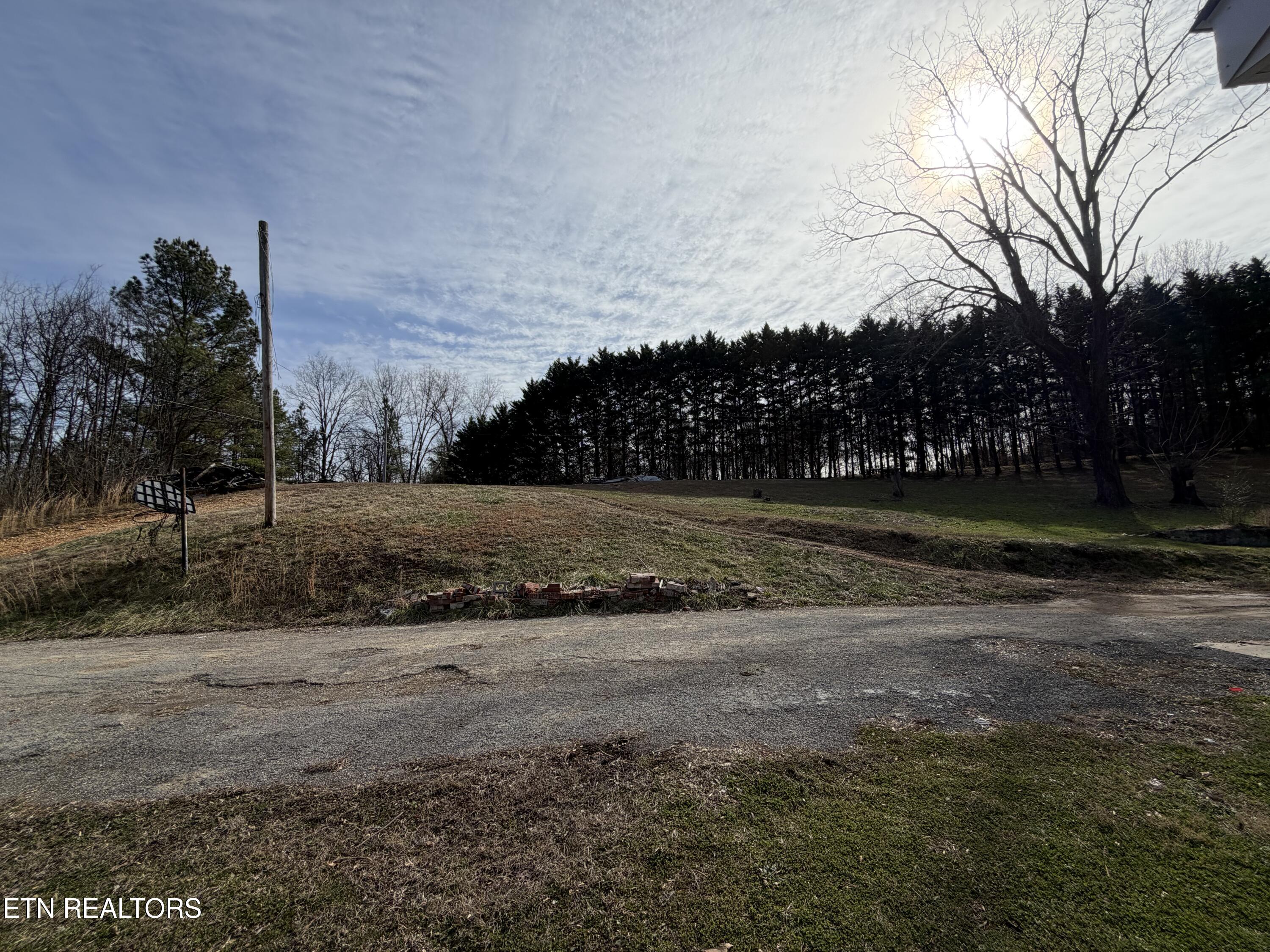 602 Hassler Mill Road Harriman, TN 37748 - Photo 10 of 11 IMG_1200