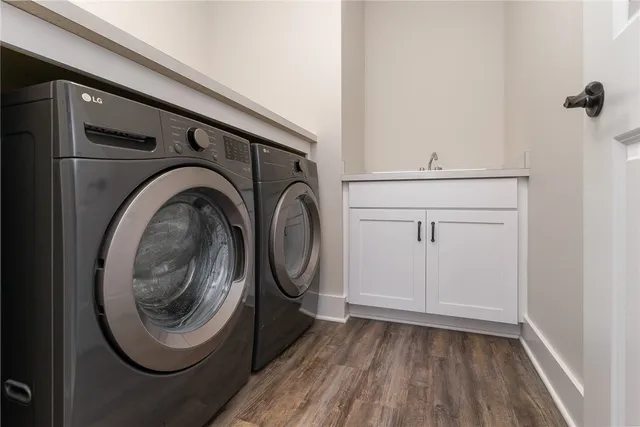 $638,900 | 106 Chase Meadow Trail, Mendon, NY 14472