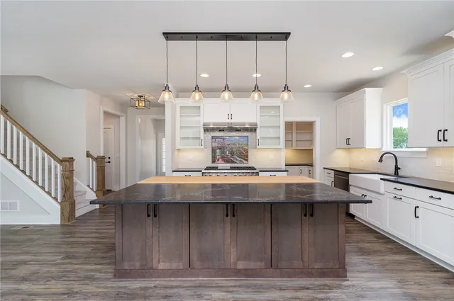 $638,900 | 106 Chase Meadow Trail, Mendon, NY 14472