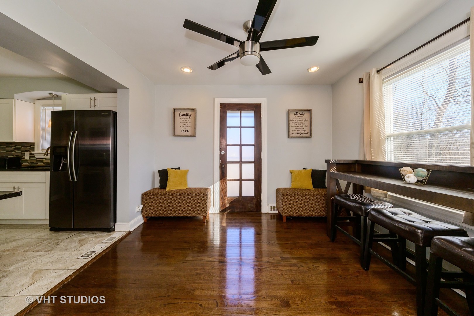 221 Cornwall Drive Crete, IL 60417 - Photo 2 of 26 a living room with furniture and a window