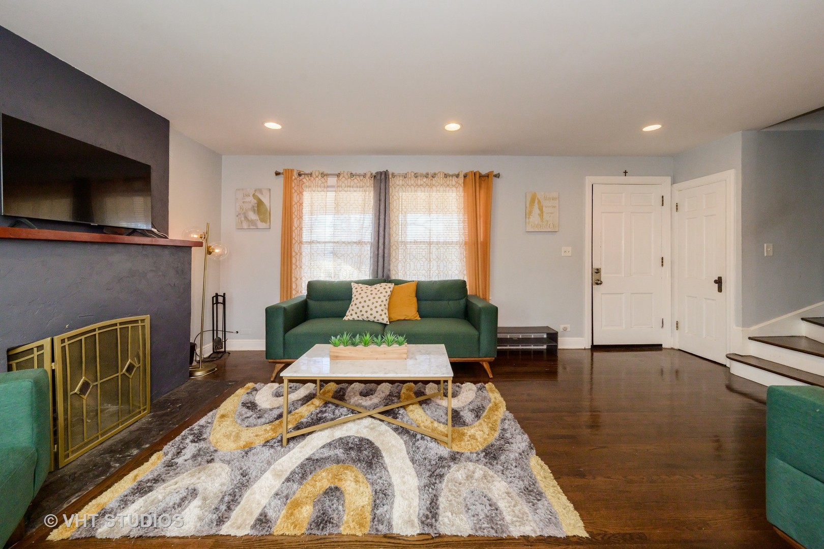 221 Cornwall Drive Crete, IL 60417 - Photo 4 of 26 a living room with furniture and a flat screen tv
