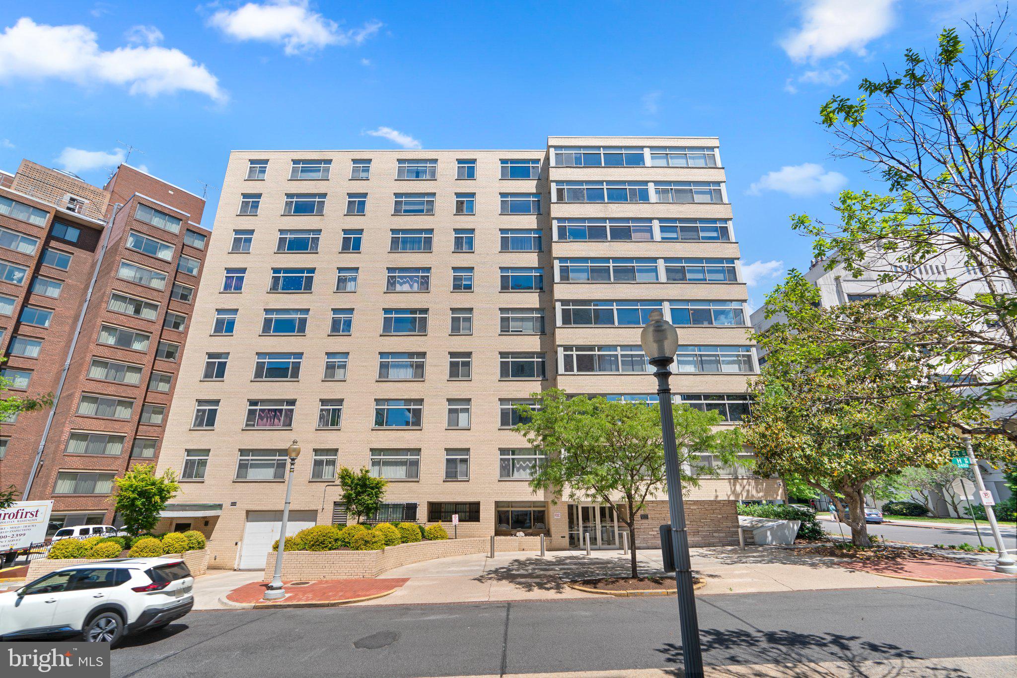 2401 H Street Northwest, Unit 211 Washington, DC 20037 - Photo 12 of 14 a building view