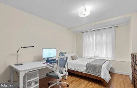 $298,000 | 2401 H Street Northwest, Unit 211, Washington, DC 20037