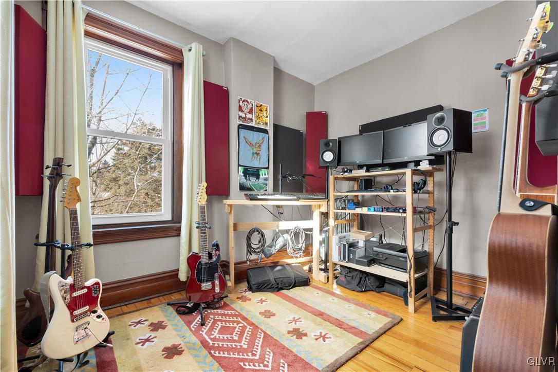 733 High Street Bethlehem, PA 18018 - Photo 15 of 37 Bedroom 4 (Music Room)