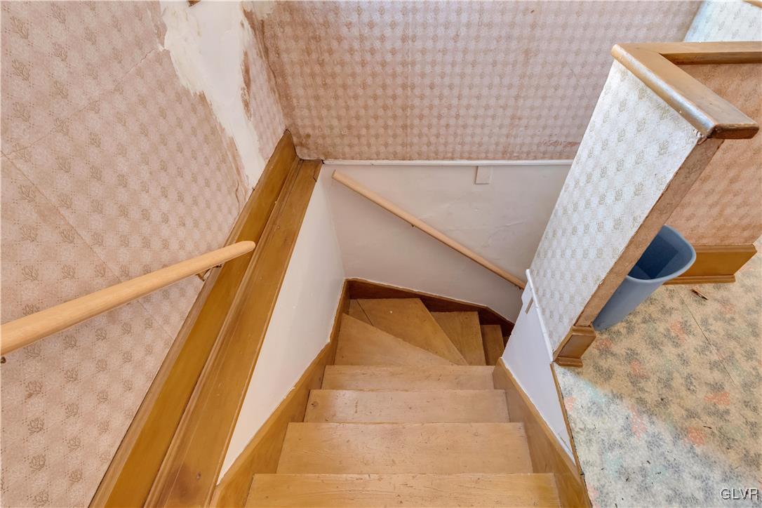 733 High Street Bethlehem, PA 18018 - Photo 29 of 37 Stairway to Expandable Attic