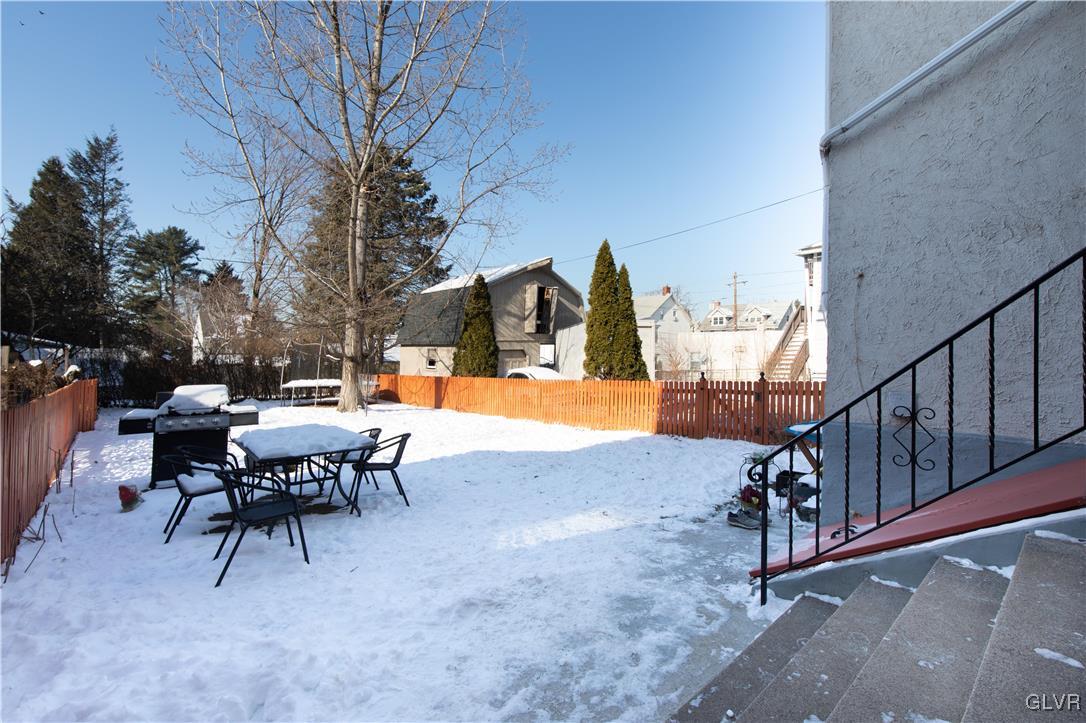 733 High Street Bethlehem, PA 18018 - Photo 36 of 37 Back Yard