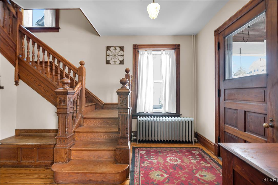 733 High Street Bethlehem, PA 18018 - Photo 5 of 37 Foyer