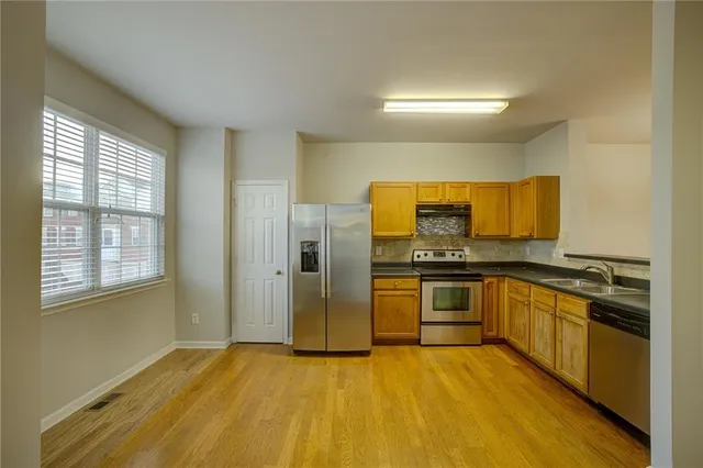 $2,100 | 2161 Meadow Peak Road, Duluth, GA 30097