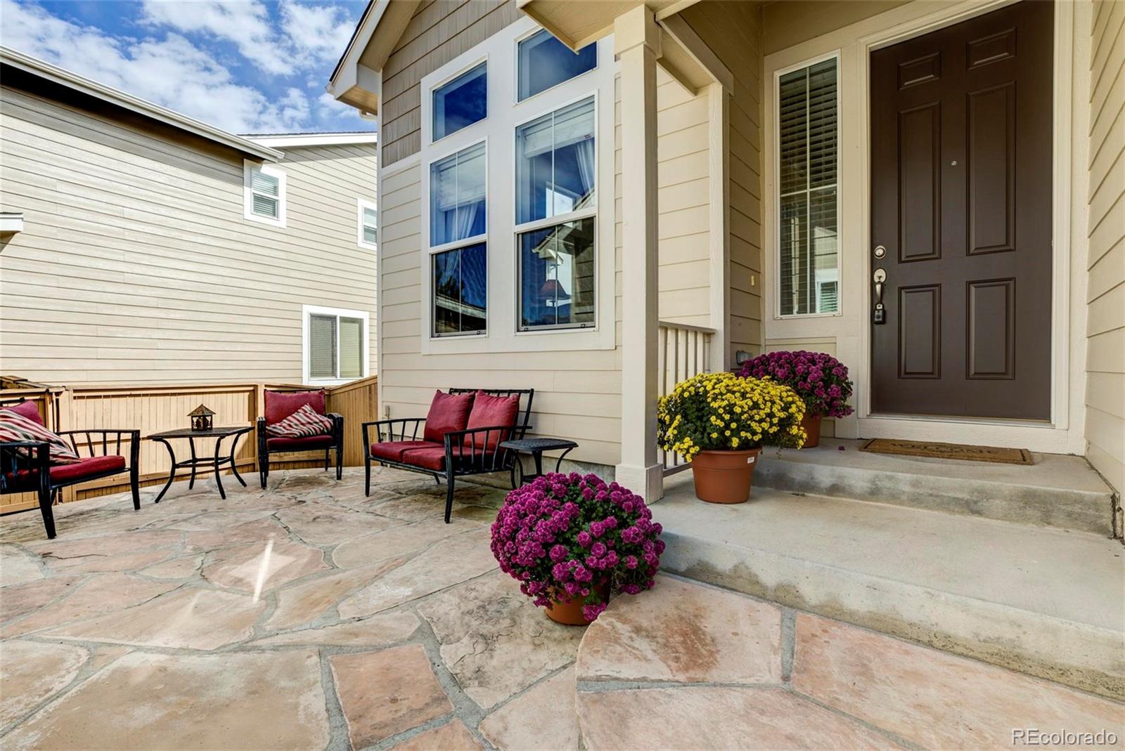 10856 Huntwick Street Highlands Ranch, CO 80130 - Photo 2 of 28 Gallery Image 2