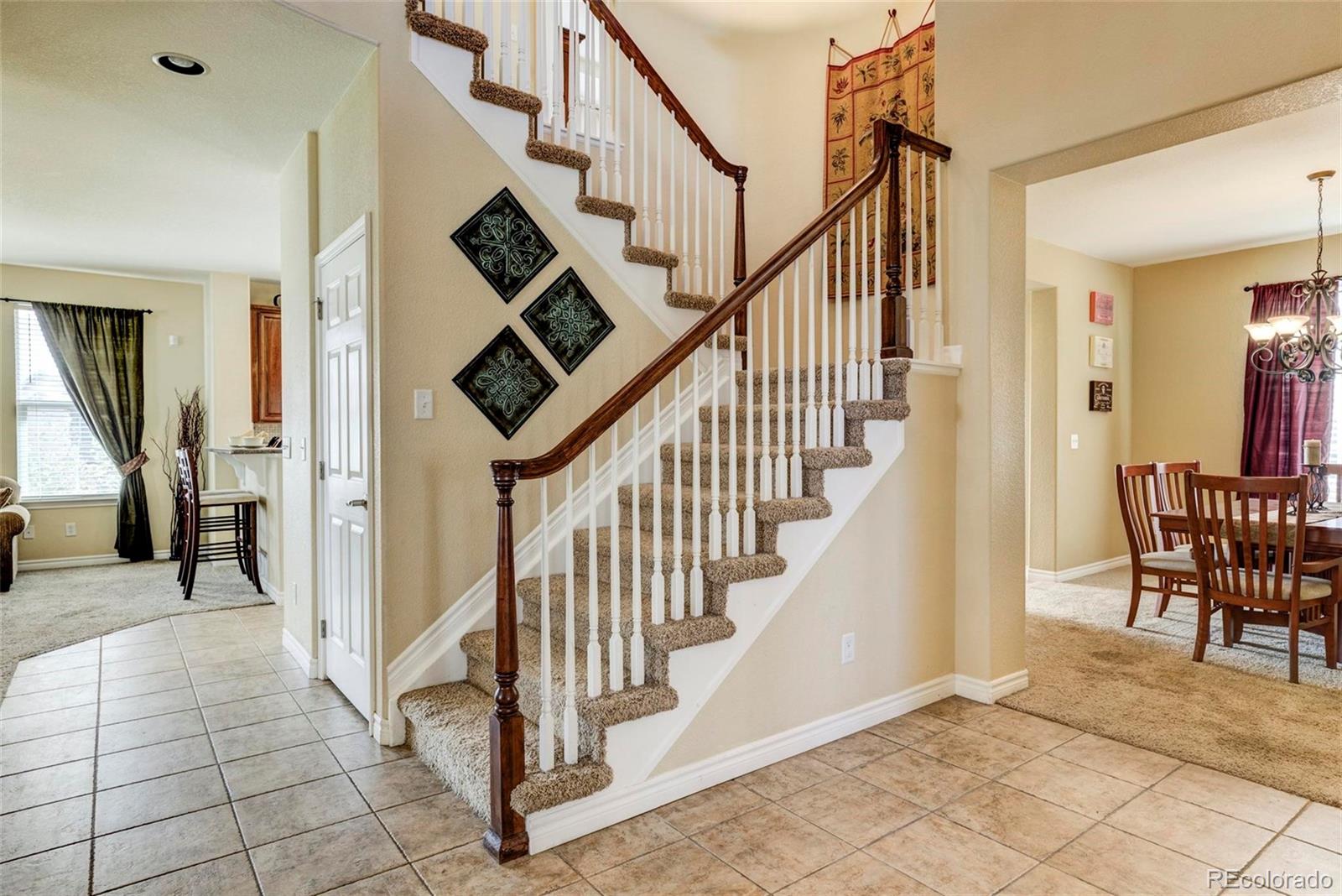 10856 Huntwick Street Highlands Ranch, CO 80130 - Photo 7 of 28 Gallery Image 7