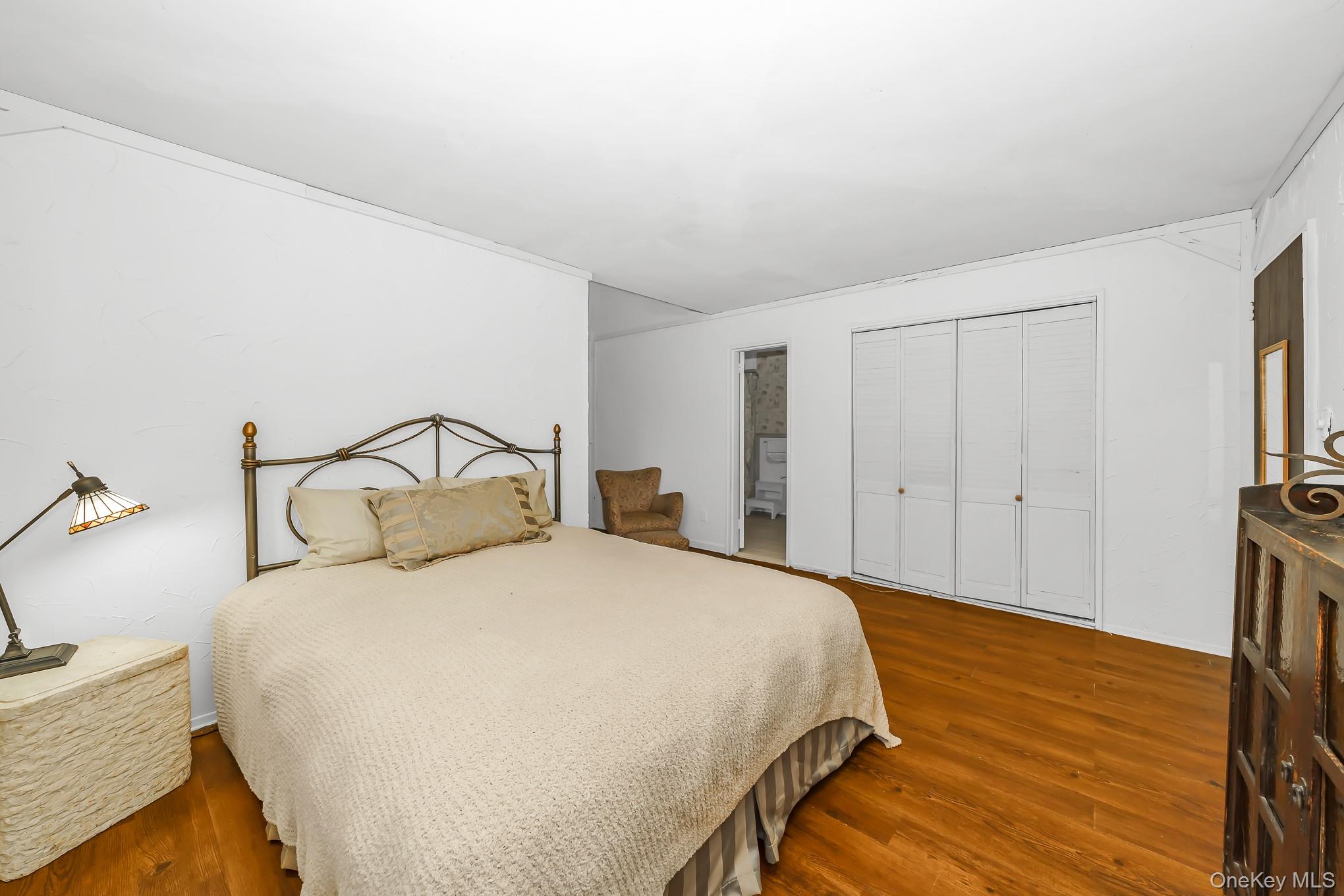 10 Rye Place Commack, NY 11725 - Photo 14 of 25