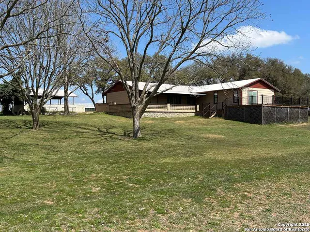 $3,650 | 2056 Farm To Market 165, Blanco, TX 78606