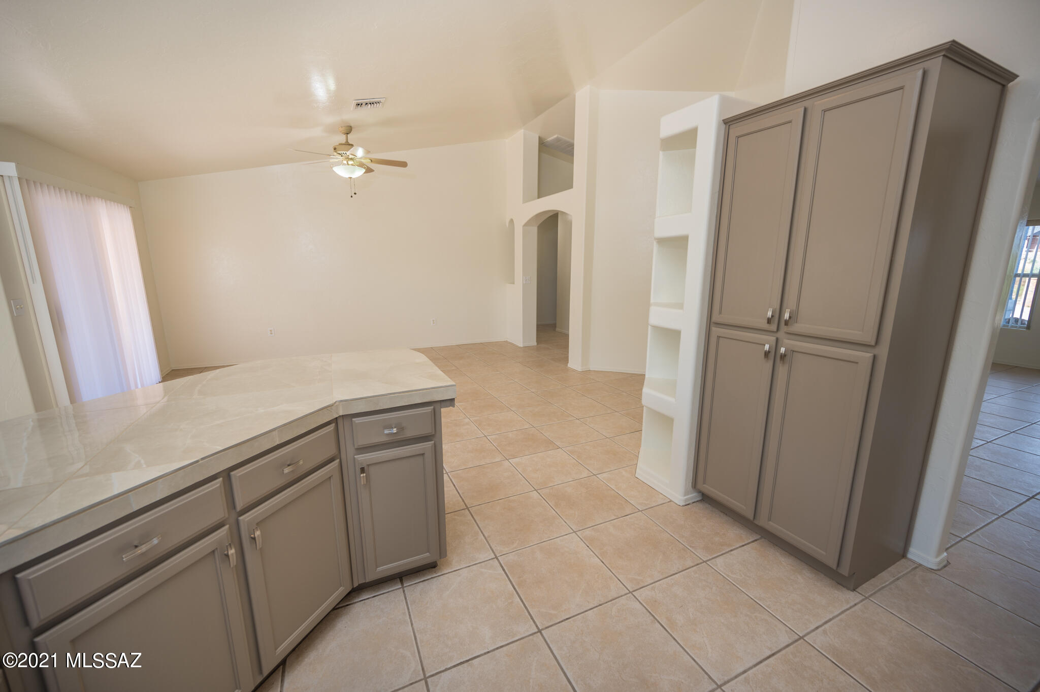 887 Perla Court Rio Rico, AZ 85648 - Photo 13 of 38