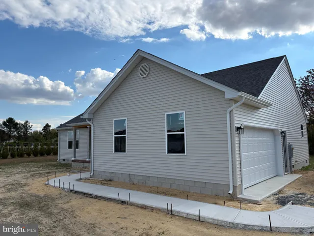a view of backyard of house