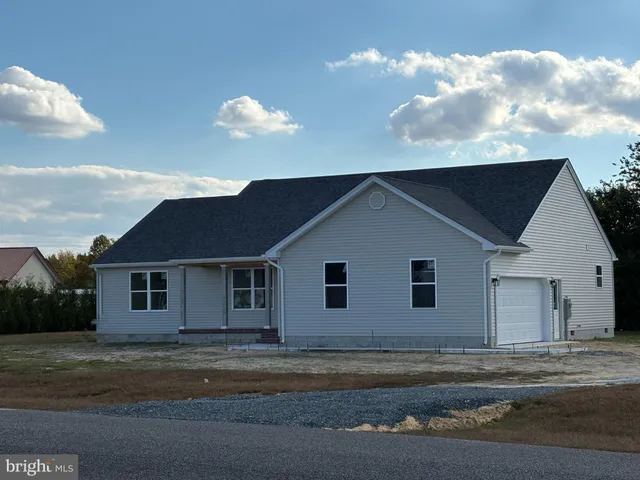 a view of a house with a outdoor space