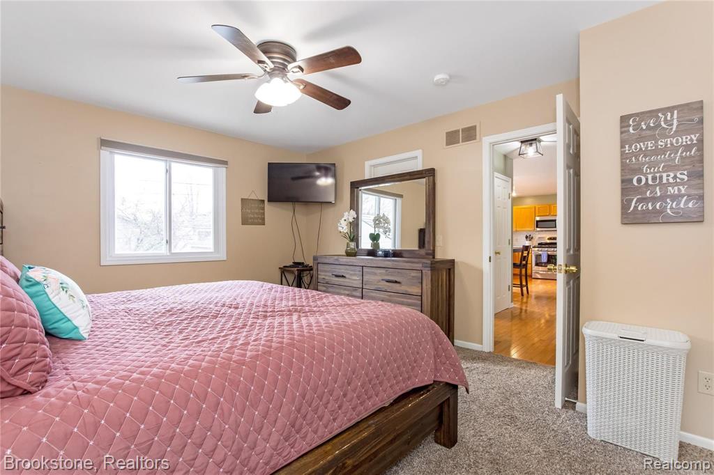 2634 Simpson Drive Rochester Hills, MI 48309 - Photo 17 of 37
