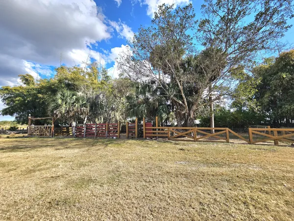 $2,700,000 | 12963 Us Highway Southeast, Okeechobee, FL 34974