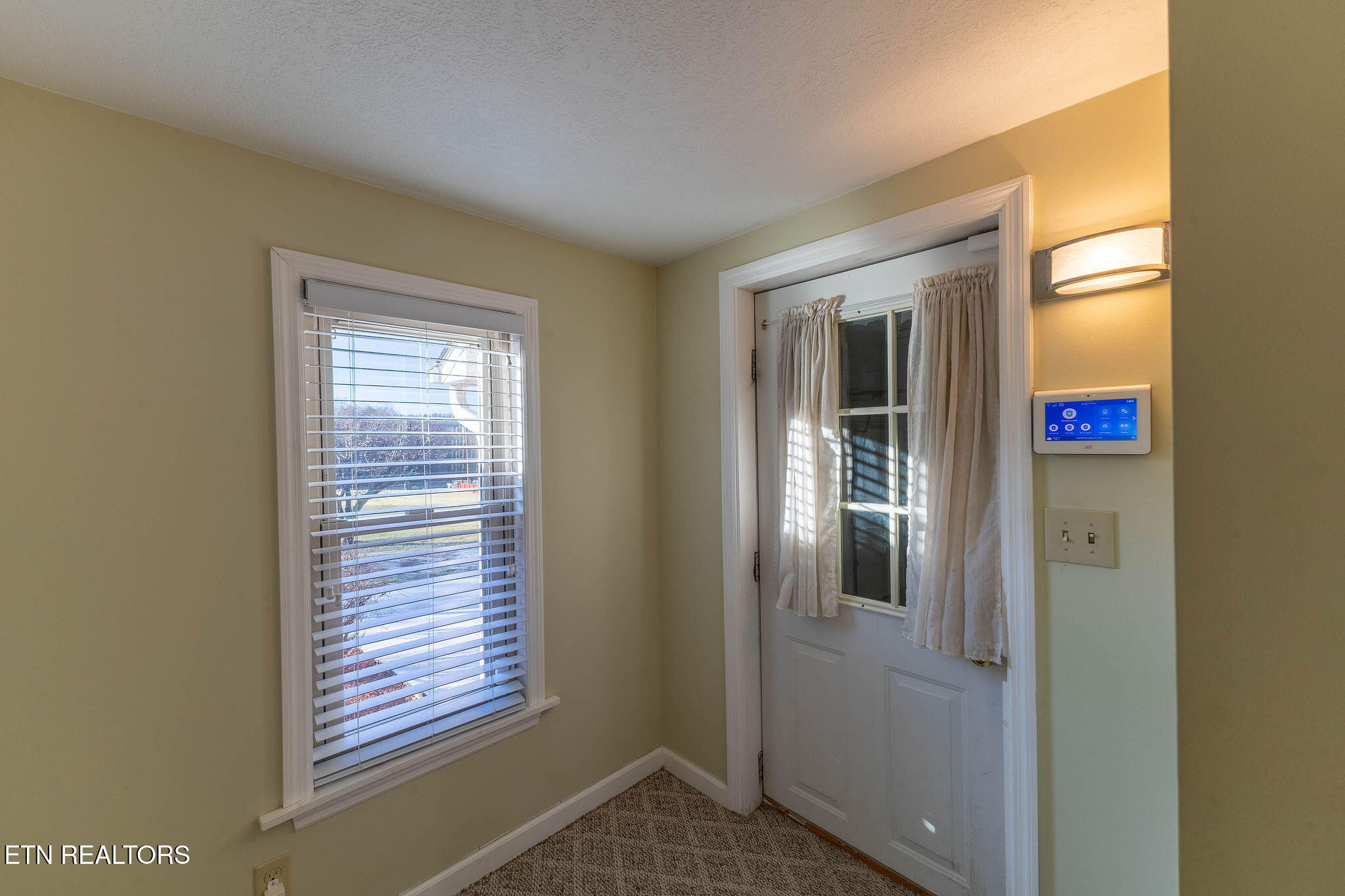 264 Mc Kinney Road Harriman, TN 37748 - Photo 14 of 38 Garage Entrance