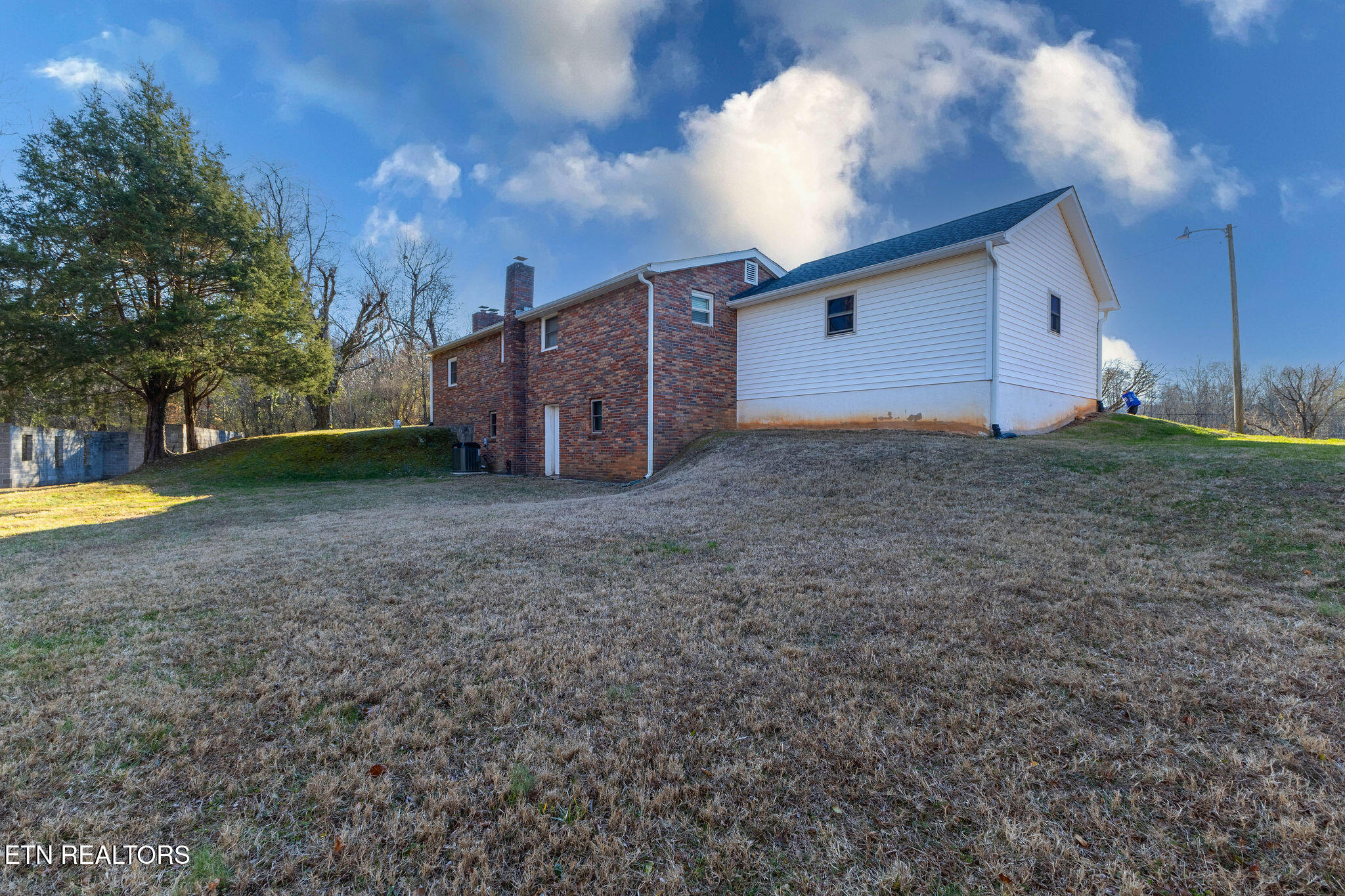 264 Mc Kinney Road Harriman, TN 37748 - Photo 34 of 38 Back view
