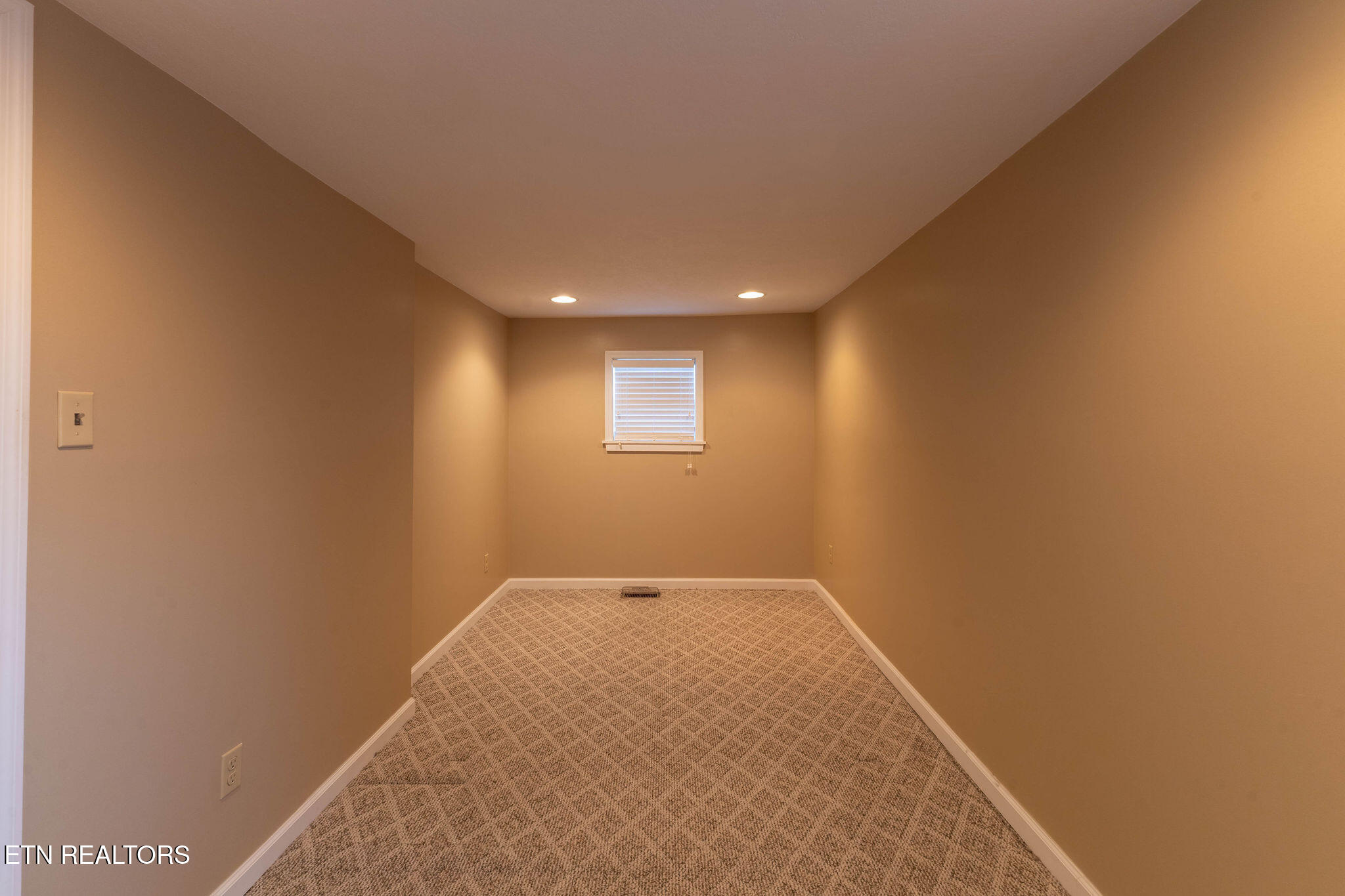 264 Mc Kinney Road Harriman, TN 37748 - Photo 9 of 38 Bedroom