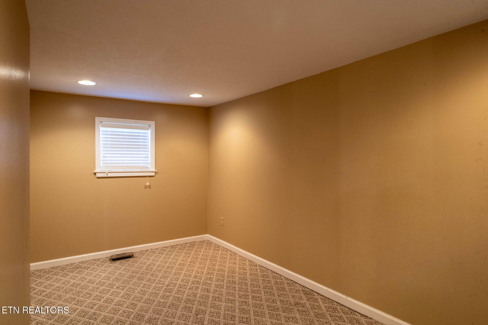 264 Mc Kinney Road Harriman, TN 37748 - Photo 10 of 38 Bedroom